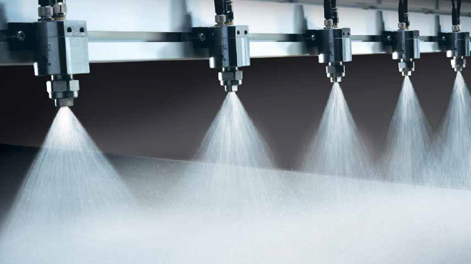 Header spraying on metal sheet