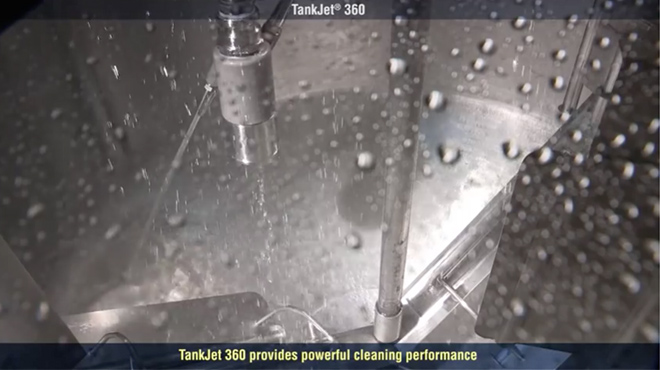 tankjet 360 spraying water in tank
