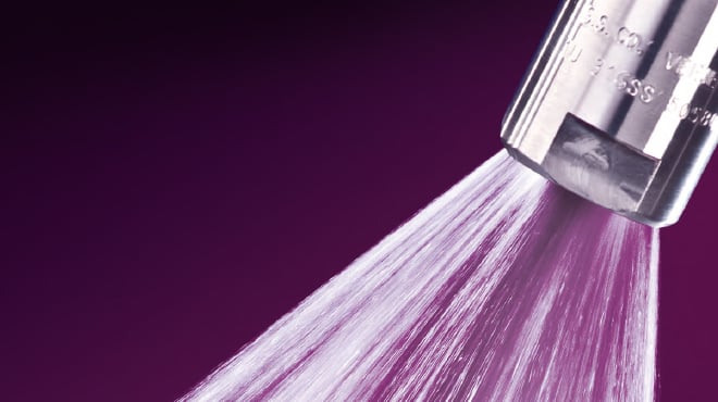 flat spray nozzle spraying water