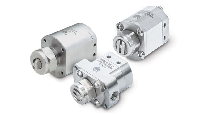 electrically-actuated hydraulic atomizing automatic spray nozzles