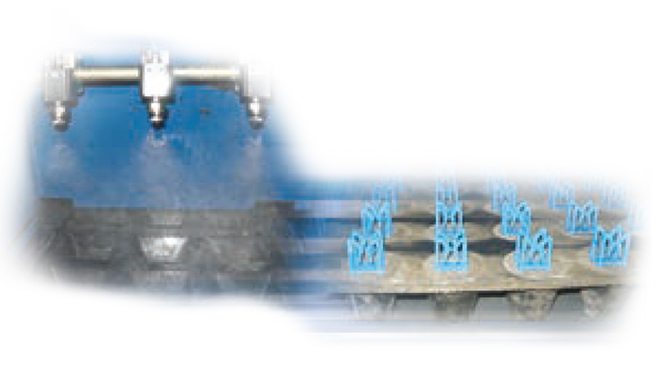 release agent spray application