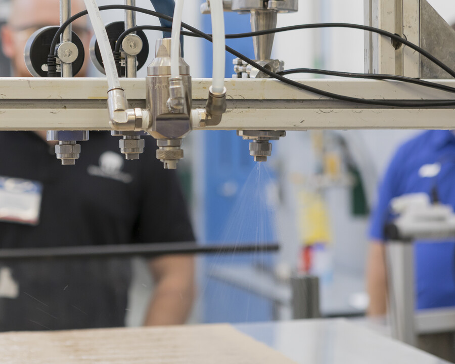 Transfer efficiency static nozzle